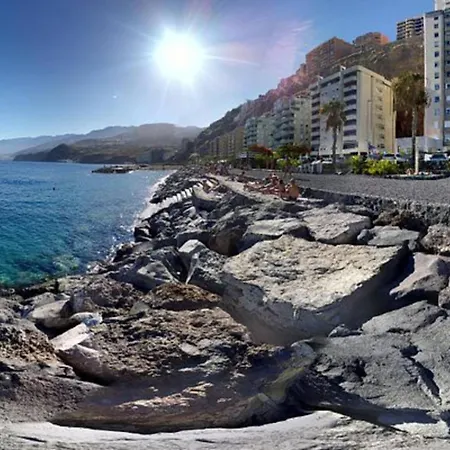 Beachfront Апартаменты *