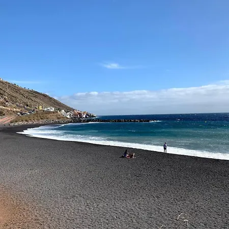 Апартаменты Beachfront *