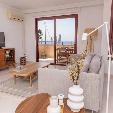 Beachfront * Radazul