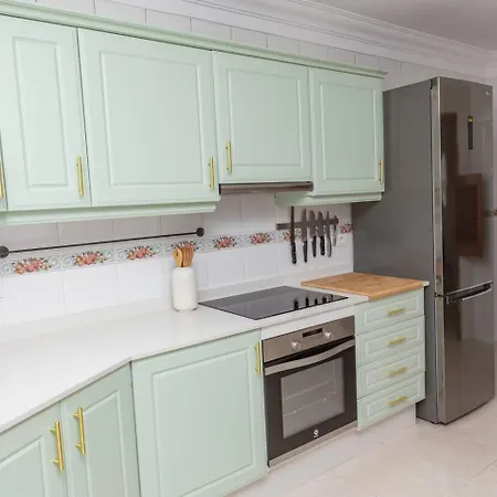 Апартаменты Beachfront *