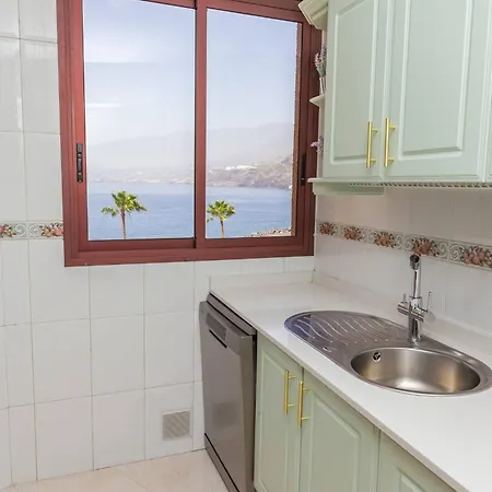 Beachfront Appartement Radazul