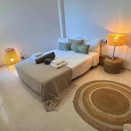 Apartment Beachfront With Office Like Dubai *